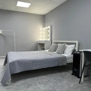  Hostel P2b & Bar Ukrayna